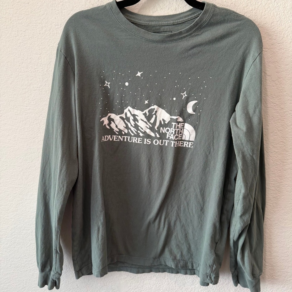 The North Face Womens Adventure Is Out There Mountain Graphic Long Sleeve Tee M